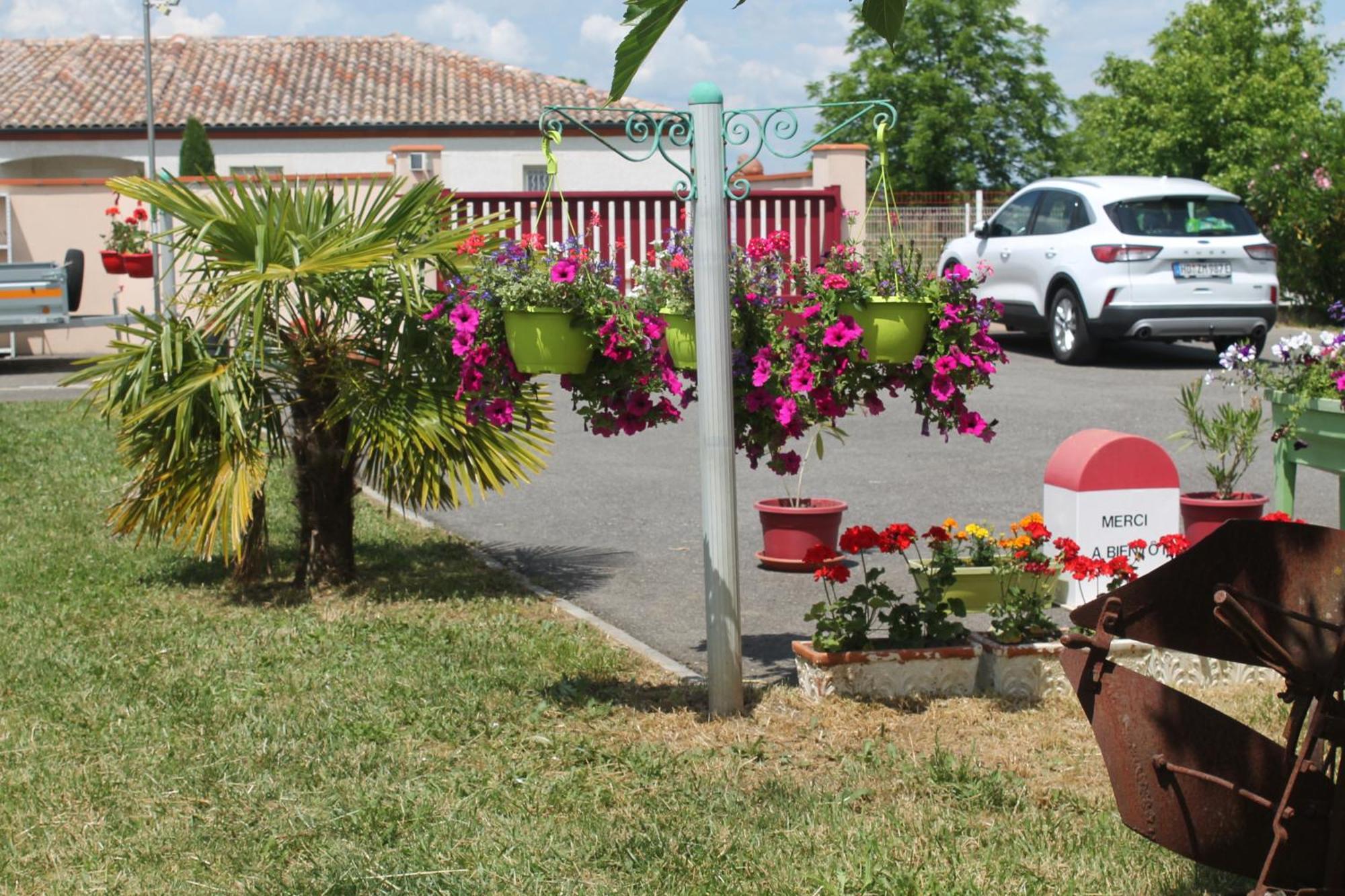 B&B La Garona Saint-Nicolas-de-la-Grave Dış mekan fotoğraf